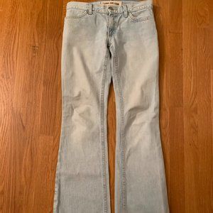 GAP Long and Lean Women's Flare Jeans--Rare Label